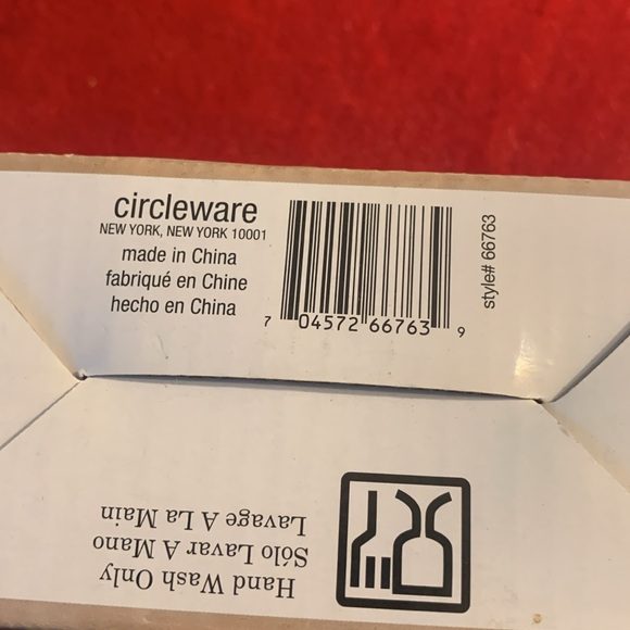 Circleware Bistro Salt and Pepper Shakers - Picture 3 of 3